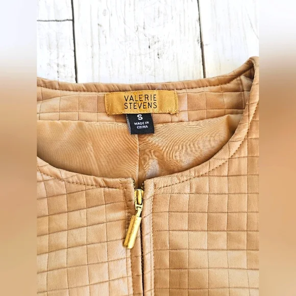 Valerie Stevens Luxury Quilted Gold Metallic Zip up Blazer Jacket Coat Pockets - Picture 12 of 13